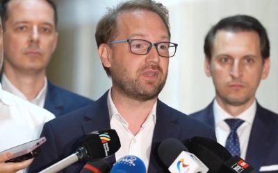 Primarul Timișoarei, DOMINIC FRITZ, acuză Parlamentul României că a adoptat un amendament „extrem de grav și neconstituțional” la legea ANI, care ar pune în pericol aproape 800 de milioane de euro din fondurile PNRR