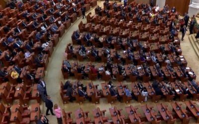 Senatul a respins proiectul de lege privind modificarea şi completarea unor acte normative în domeniul integrităţii publice, document care fusese adoptat de Camera Deputaţilor miercuri