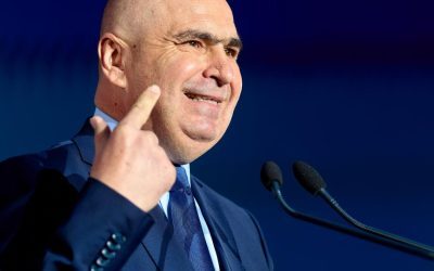 Mobilizare pentru finalizarea proiectelor din PNRR Premierul interimar ILIE BOLOJAN a convocat o teleconferință urgentă cu prefecții și reprezentanții serviciilor guvernamentale din țară pentru a accelera recepția proiectelor finanțate prin Planul Național de Redresare și Reziliență (PNRR)