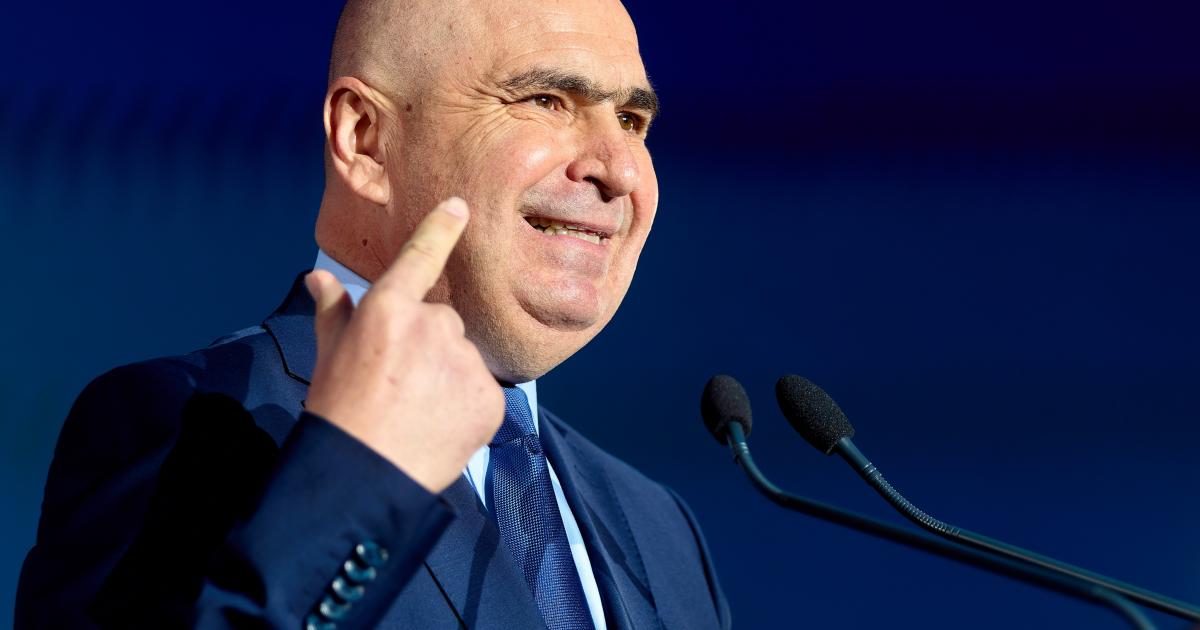 Mobilizare pentru finalizarea proiectelor din PNRR Premierul interimar ILIE BOLOJAN a convocat o teleconferință urgentă cu prefecții și reprezentanții serviciilor guvernamentale din țară pentru a accelera recepția proiectelor finanțate prin Planul Național de Redresare și Reziliență (PNRR)