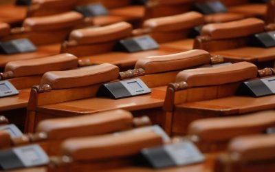 Legea biodiversității, aprobată cu modificări: Echilibru între mediu și dezvoltare O nouă lege privind protecția biodiversității, crucială pentru deblocarea unui jalon de un miliard de euro din PNRR, a fost adoptată în Senat după o serie de dezbateri intense