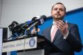 Disputele pe marginea controversatei legi a salarizării continuă pe scena politică, în ciuda faptului că jalonul stabilit pentru adoptarea acesteia a fost ratat