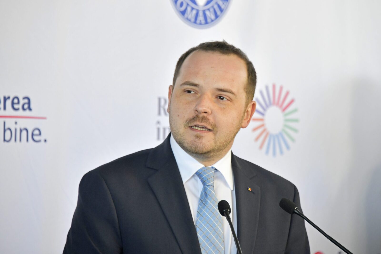 Alexandru Rogobete, atac la adresa premierului desemnat Fostul ministru al Sănătății, Alexandru Rogobete, a reacționat vehement la declarațiile premierului desemnat, Siegfried Mureșan, privind lipsa discuțiilor cu PSD