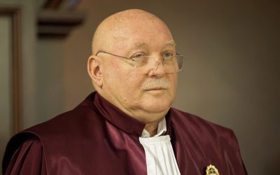 Biroul Permanent al Camerei Deputaților respinge înființarea comisiei de anchetă privind zborurile private Biroul Permanent al Camerei Deputaților a respins miercuri cererea PNL și USR de a înființa o comisie parlamentară de anchetă referitoare la zborurile private spre Mykonos și Nisa