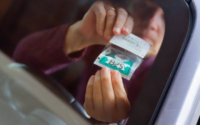 Pensionară, amendată cu peste 1.000 de euro din cauza unei viniete digitale O șoferiță în vârstă de 73 de ani din Austria susține că a acumulat amenzi în valoare de peste 1.000 de euro, deși afirmă că și-a achitat taxa de autostradă