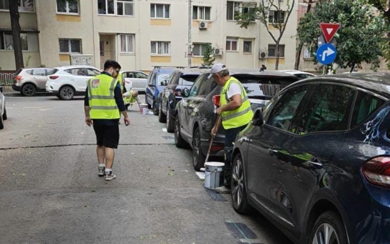Sectorul 2: 400 de noi locuri de parcare, jumătate de la Primăria Capitalei