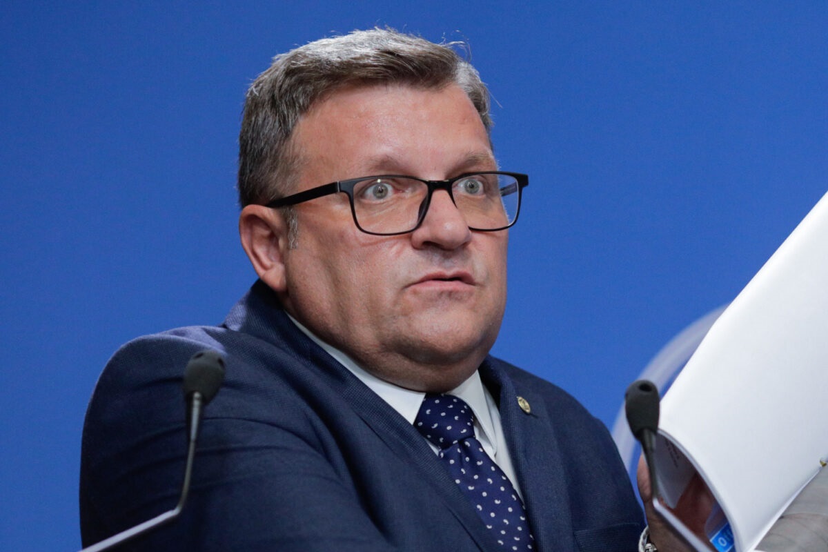 Deputatul PSD Marius Budăi a criticat vehement negocierile pentru formarea noului Guvern, condus de premierul desemnat Siegfried Mureșan