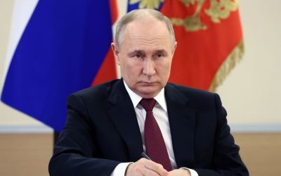 Putin extinde efectivele militare ale Rusiei cu 15.500 de militari Președintele RUS VLADIMIR Putin a semnat un decret ce autorizează o creștere cu 15.500 a numărului de militari în forțele armate ale RUSIEI