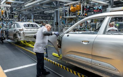 Gigantul auto german PORSCHE se pregătește pentru o restructurare majoră, anunțând intenția de a elimina încă 4.100 de locuri de muncă, pe lângă concedierile deja planificate