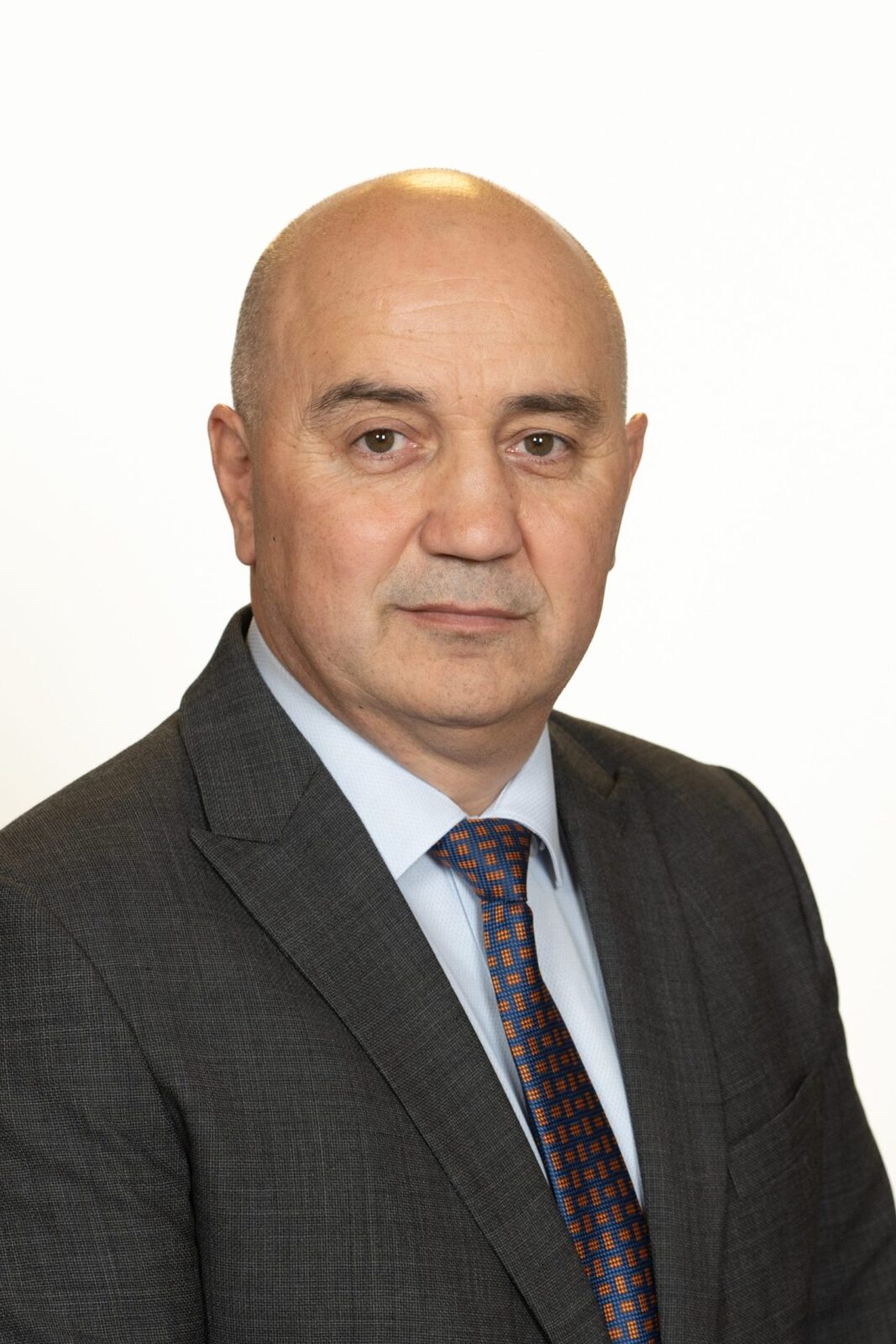 Ștefanache pleacă din USR: Demisie anunțată în plenul Senatului