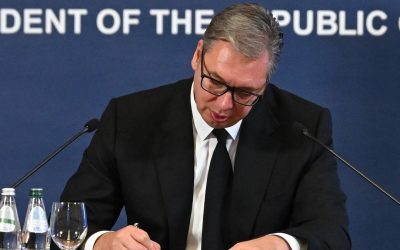 Președintele Serbiei, ALEKSANDAR VUCIC, și-a anunțat duminică seara demisia, punând capăt celui de-al doilea mandat prezidențial într-o mișcare politică anticipată, având în vedere intenția sa de a ocupa funcția de prim-ministru