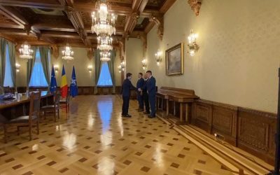 Consultări la Cotroceni pentru desemnarea unui nou premier Președinții și reprezentanții partidelor politice din Parlament se reunesc astăzi la Palatul Cotroceni pentru o nouă rundă de consultări cu președintele Nicușor Dan, în vederea desemnării unui candidat pentru funcția de prim-ministru