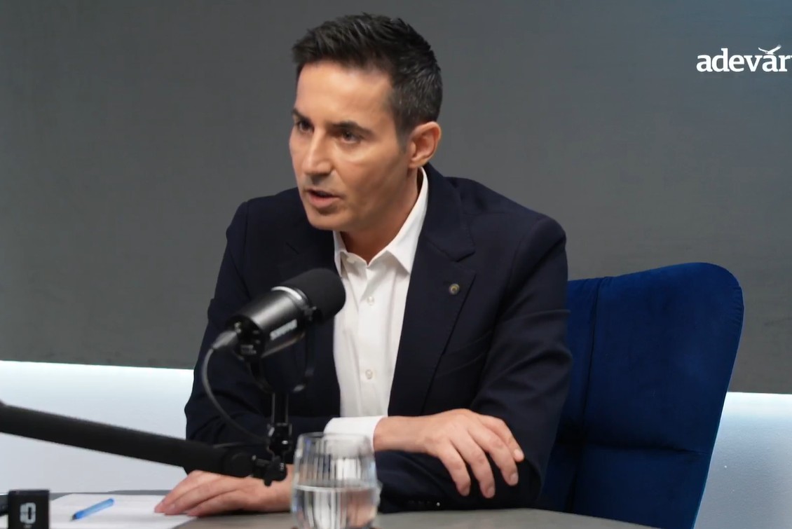 Manda acuză PNL de minciună în procesul de formare a guvernului Secretarul general al PSD, Claudiu MANDA, a lansat acuzații grave la adresa liderului PNL, Ilie BOLOJAN, afirmând că acesta l-ar fi mințit pe Președintele României, Klaus Iohannis, precum și pe ceilalți lideri ai formațiunilor politice care au făcut parte din fosta coaliție de guvernare