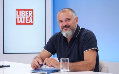 Modificări nesemnificative la pensiile speciale, avertizează Cristian Ghinea Modificările legislative privind pensiile de serviciu, adoptate până în prezent, au vizat aproape exclusiv magistrații, lăsând neatinse categorii privilegiate din armată, diplomație, aviație sau din structurile parlamentare