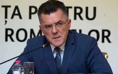 AUR pregătit pentru negocieri politice în contextul instabilității guvernamentale Formațiunea politică AUR și-a exprimat disponibilitatea de a iniția negocieri cu alte partide, în cazul în care nu se vor declanșa alegeri anticipate