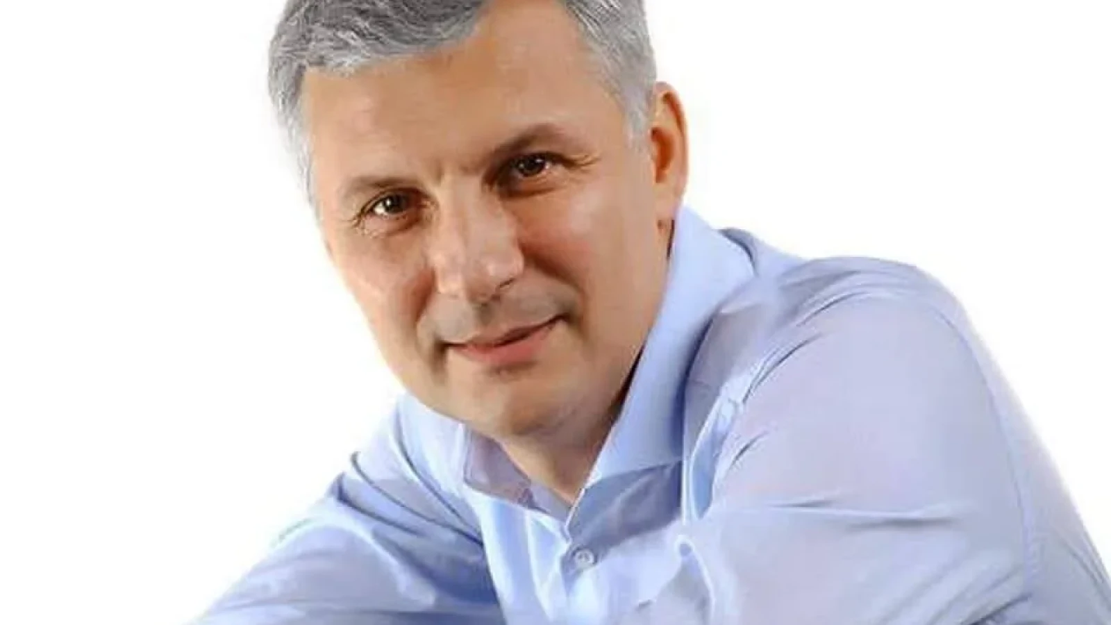 PSD și UDMR se confruntă pe tema introducerii uniformelor școlare obligatorii în învățământul preuniversitar de stat