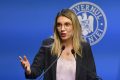 Stare de alertă cerută pentru Sintești, din cauza arderilor ilegale Ministrul interimar al Mediului, Diana Buzoianu, a solicitat prefecturilor Ilfov și București instituirea unei stări de alertă în zona Sintești, în urma persistentelor arderi ilegale