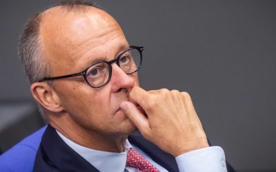 AfD dă fiori politicii germane în Mecklenburg-Pomerania Inferioară Partidul Alternativa pentru Germania (AfD), cunoscut pentru pozițiile sale anti-migraționiste, își consolidează semnificativ prezența în landul german Mecklenburg-Pomerania Inferioară