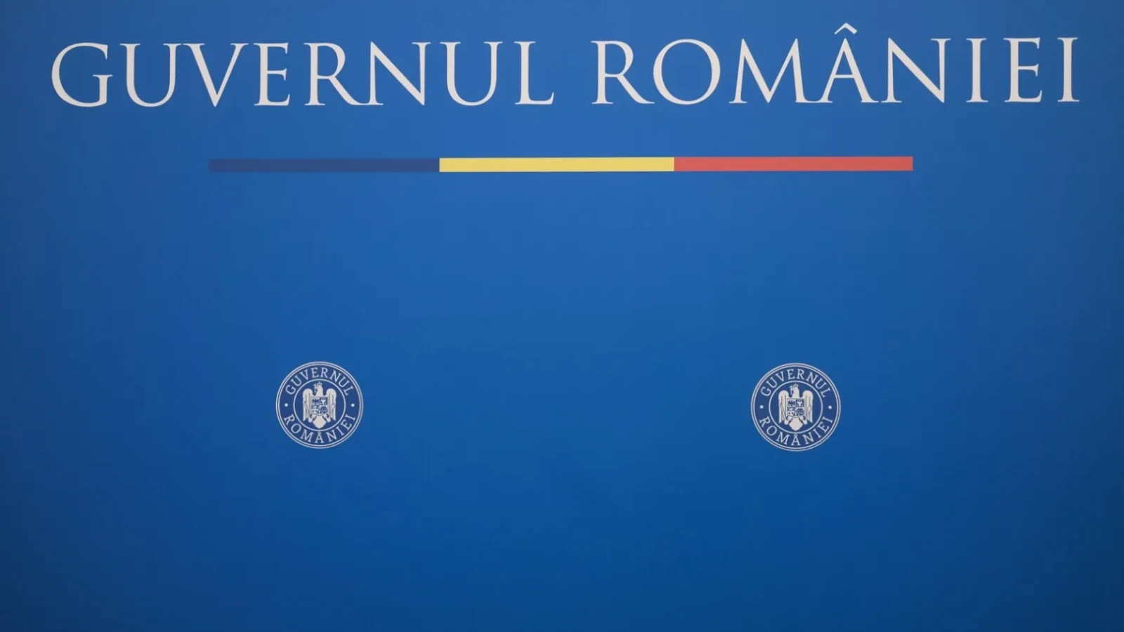 Scrie un articol de presă în stil jurnalistic românesc despre: Guvernul a amendat, vineri, Acordul de împrumut încheiat între România şi BIRD, astfel că perioada de implementare şi tragere a fondurilor pentru Proiectul „Şcoli mai sigure, incluzive şi sustenabile în România” a fost extinsă cu un an.Guvernul a amendat Acordul de împrumut încheiat între România şi Banca Internaţională pentru Reconstrucţie şi Dezvoltare (BIRD) pentru finanţarea Proiectului „Şcoli mai sigure, incluzive şi sustenabile în România”, prin care perioada de implementare şi tragere a fondurilor este extinsă cu un an, până la 30 iunie 2028, anunţă Executivul