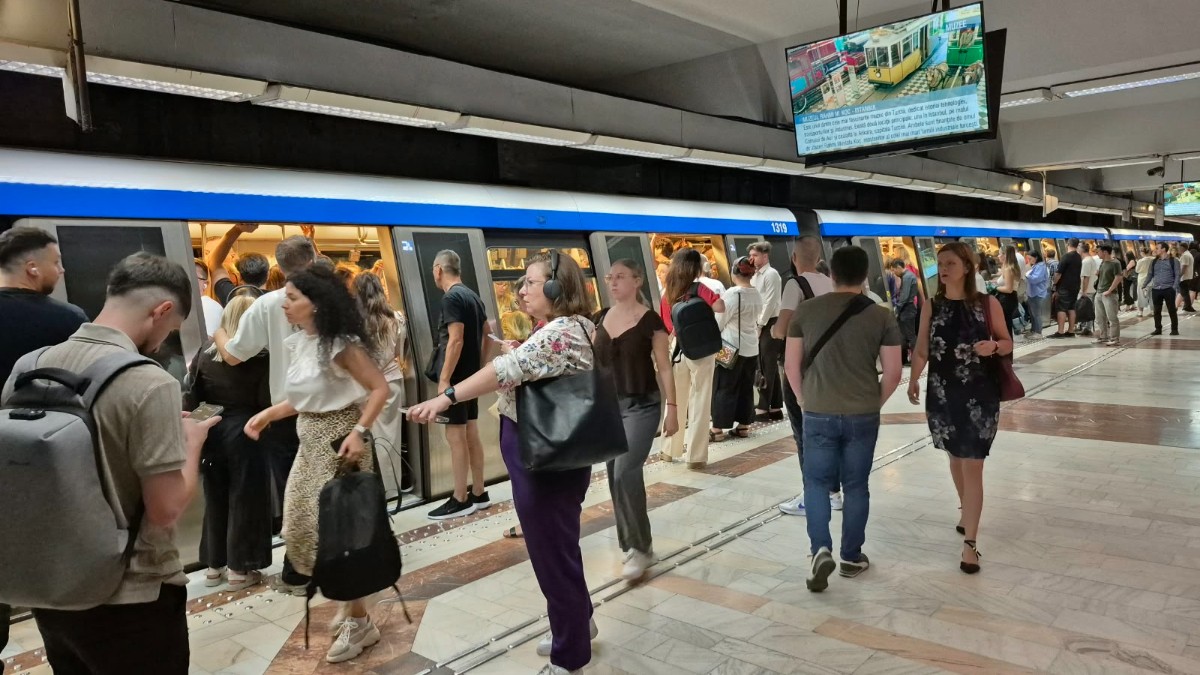 Costul real al unei călătorii cu metroul, mult peste tariful plătit de bucureșteni O călătorie cu metroul din București ar costa în realitate aproximativ 14 lei pentru Metrorex, în timp ce prețul achitat de călători este semnificativ mai mic datorită compensației oferite de stat