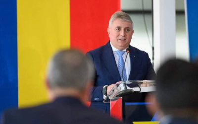 Lucian Bode, achitat de acuzațiile de plagiat, denunță un „kompromat politic” Fostul ministru de Interne, Lucian Bode, a fost achitat definitiv de acuzațiile de plagiat în teza sa de doctorat, verdictul final venind de la Consiliul Naţional de Etică a Cercetării Ştiinţifice, Dezvoltării Tehnologice şi Inovării (CNECSDTI), unde s-a pronunțat cu 18 voturi „pentru” și unul „împotrivă”