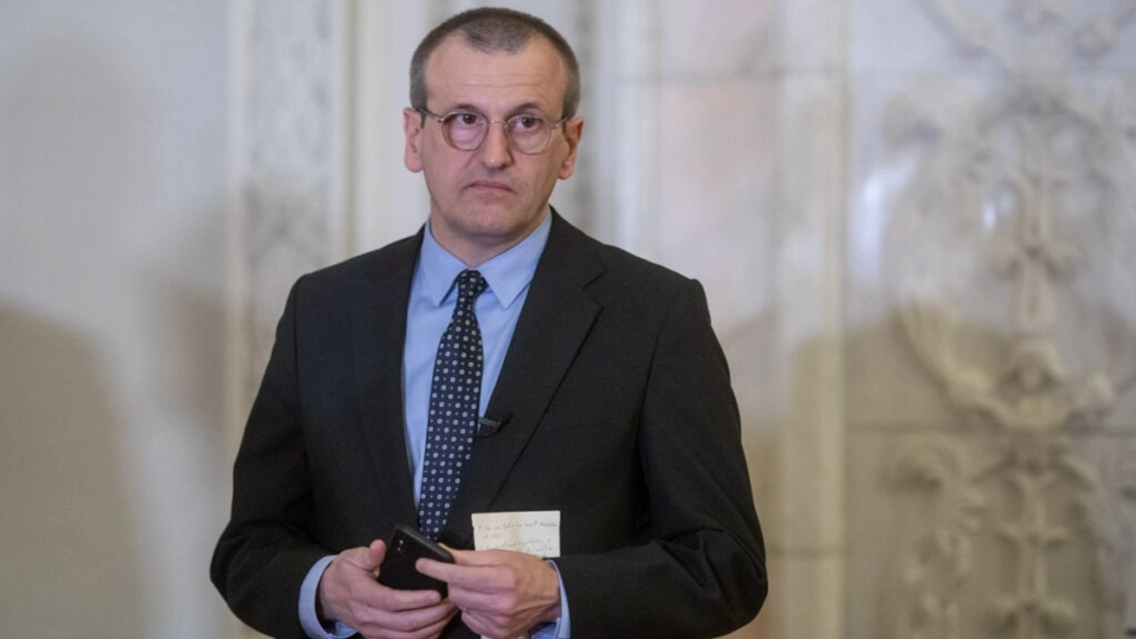 Politologul Cristian Preda lansează un avertisment sever cu privire la escaladarea violențelor stradale, situație favorizată de lipsa unei soluții politice rapide pentru formarea noului guvern