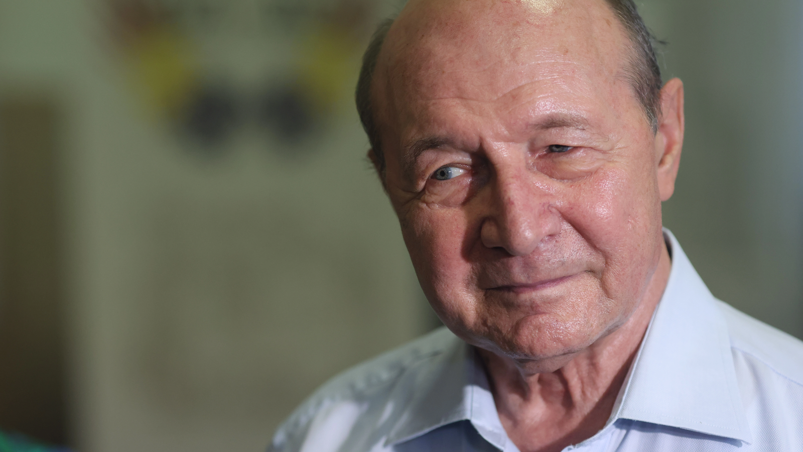 Traian Băsescu îl apără pe Siegfried Mureșan, afirmând că europarlamentarul PNL este un om competent, țintă a atacurilor deoarece ar deranja interesele politicienilor corupți