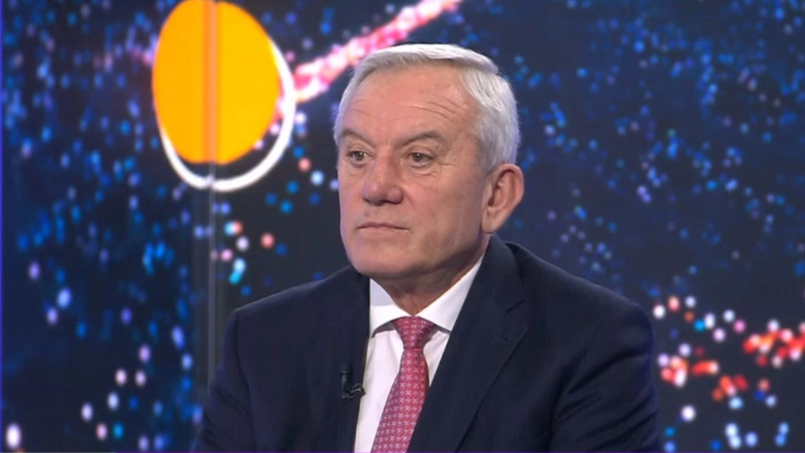 Toma: Guvernul Mureșan, șanse zero, anticipatele sunt inevitabile Primarul municipiului Buzău, CONSTANTIN TOMA (PSD), anticipează un eșec total pentru Guvernul propus de SIEGFRIED MUREȘAN și consideră că această nominalizare este menită să blocheze formarea unui nou Executiv, deschizând calea spre alegeri anticipate