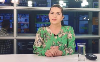 Adriana Săftoiu contestă decizia CCR privind mandatul la TVR, dar argumentele sale sunt infirmate de textul deciziei Adriana Săftoiu a revenit cu o reacție în care susține că încetarea mandatului său de președinte-director general al TVR, în urma publicării Deciziei CCR nr