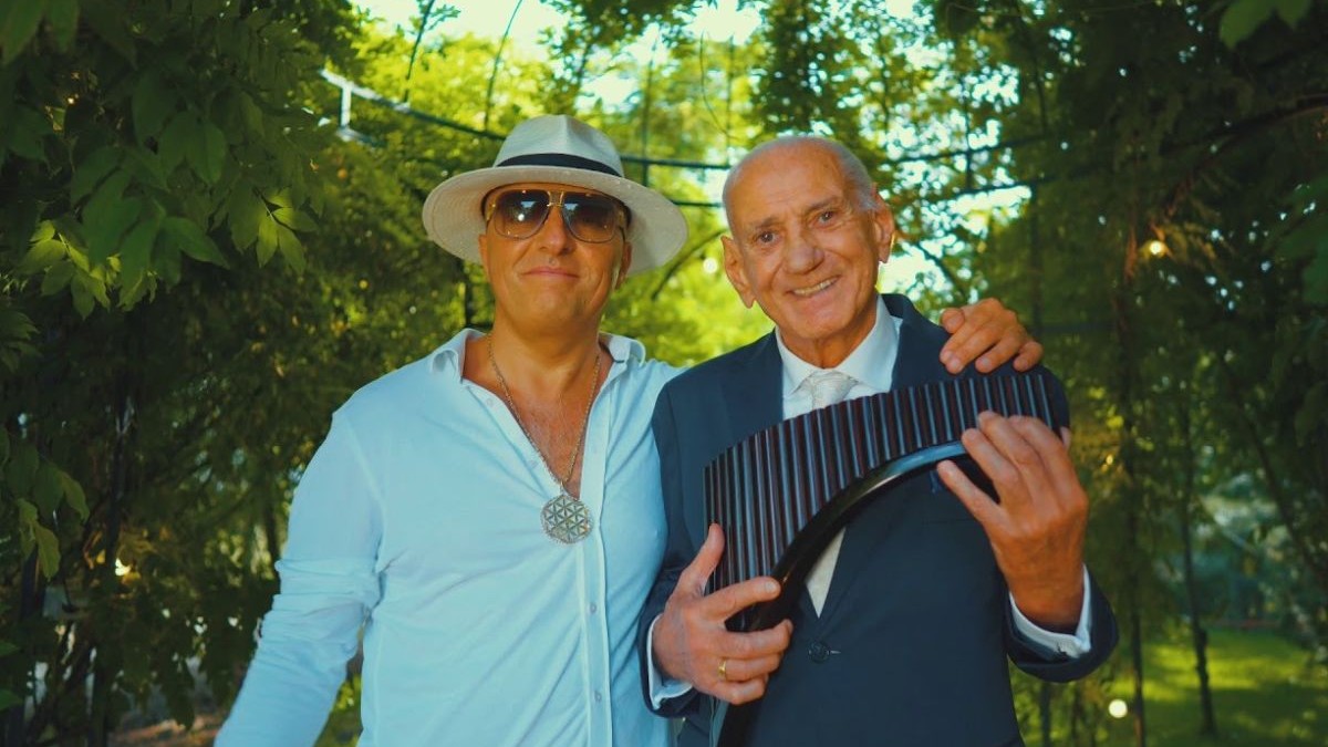 Colaborare neașteptată pe scena muzicală: Gheorghe Zamfir și Costi Ioniță lansează „Mi Reina”nnNaiul legendarului Gheorghe Zamfir se îmbină cu sunetul modern al lui Costi Ioniță într-o colaborare inedită, rezultatul fiind piesa „Mi Reina”
