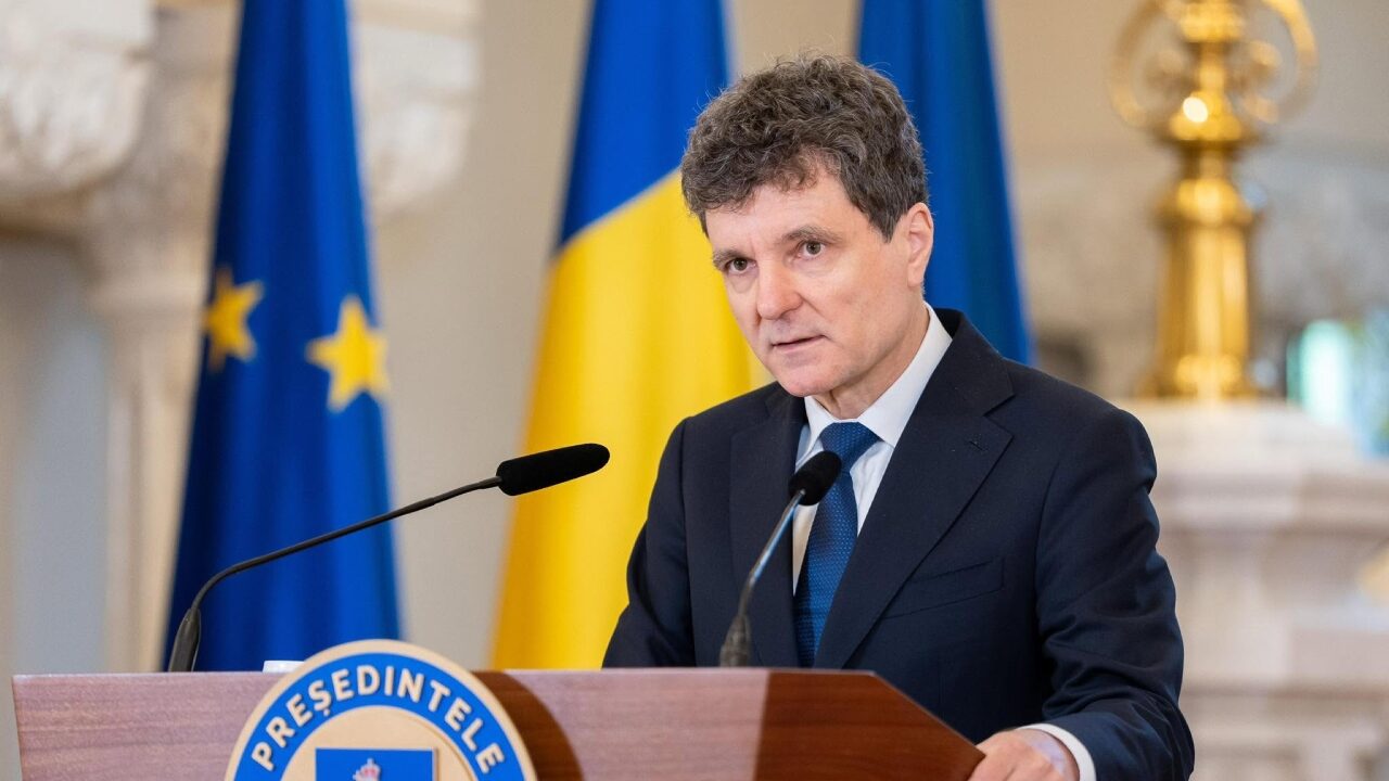 Consultări politice la Cotroceni pentru desemnarea noului premier Președintele Nicușor Dan a convocat partidele politice la Palatul Cotroceni joi, 17 septembrie 2026, pentru consultări în vederea desemnării noului premier