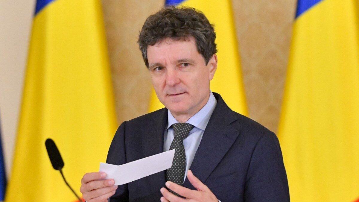 Președintele Nicușor Dan semnează decretul pentru desemnarea lui Siegfried Mureșan ca premier Președintele Nicușor Dan a semnat sâmbătă, 19 septembrie, decretul oficial de desemnare a lui Siegfried Mureșan pentru funcția de prim-ministru, au confirmat surse politice pentru publicația Libertatea