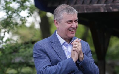 Șeful SPP, Lucian Pahonțu, în centrul unor noi controverse legate de trecutul său Lucian Pahonțu, actualul șef al Serviciului de Protecție și Pază (SPP), se află din nou în atenția publicului, de data aceasta în urma unor dezvăluiri publicate de Recorder