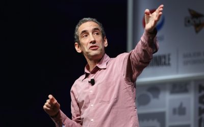 Celebrul teoretician al culturii digitale, DOUGLAS RUSHKOFF, a dezvăluit în exclusivitate pentru „Libertatea” demersurile pe care le face pentru obținerea cetățeniei române, având origini în orașul Galați