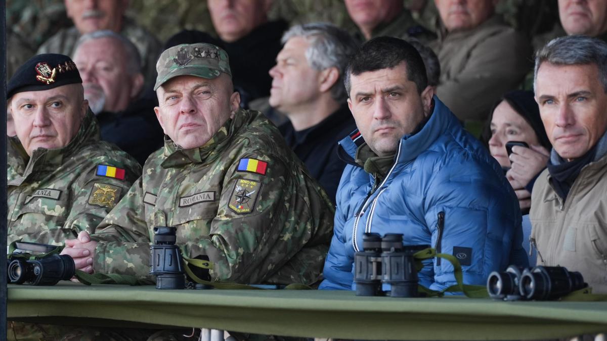 Radu Miruță, ministrul interimar al Apărării, a dezmințit ferm informațiile apărute recent, conform cărora România ar pregăti trimiterea de trupe în Ucraina