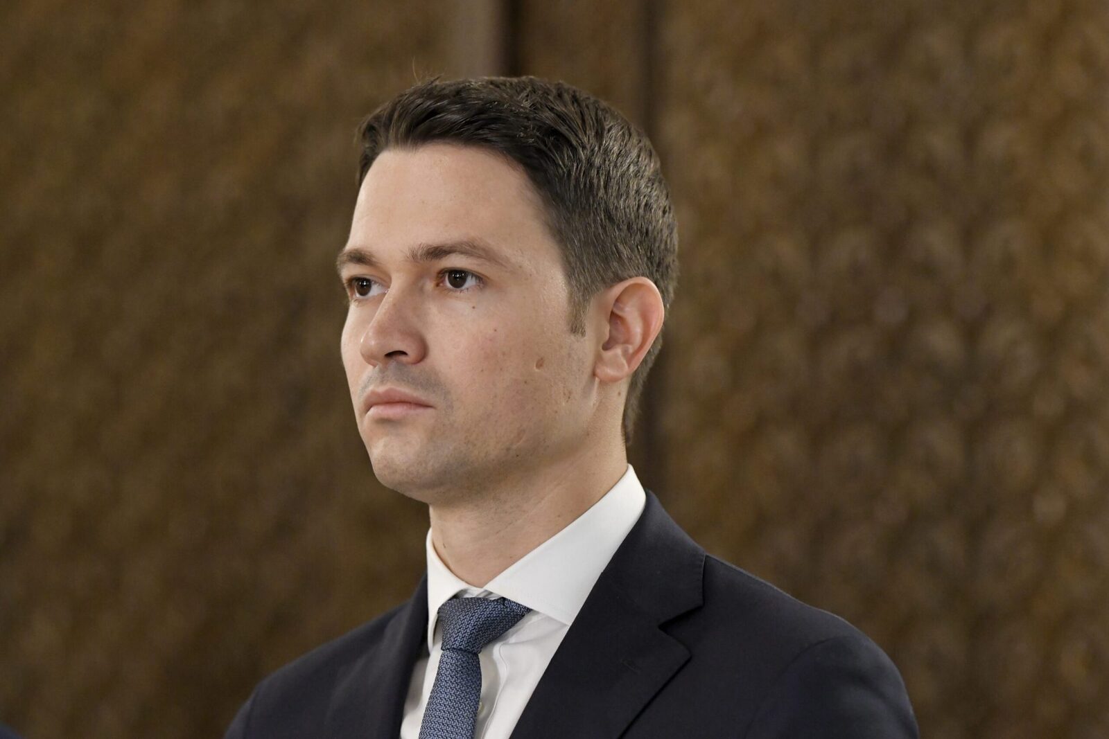 PNL se pregătește de opoziție și refuză categoric un guvern cu PSD, chiar dacă premier ar fi Alexandru Nazare