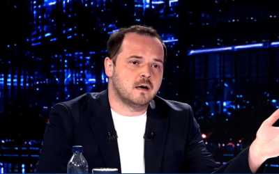Modernizarea spitalelor, insuficientă fără personal și finanțare predictibilă Investițiile masive în infrastructura și aparatura medicală, așa cum se observă la Spitalul Municipal Hunedoara, nu sunt suficiente pentru a asigura servicii medicale de calitate dacă nu sunt completate de o strategie amplă care vizează personalul medical și o finanțare constantă a sistemului sanitar