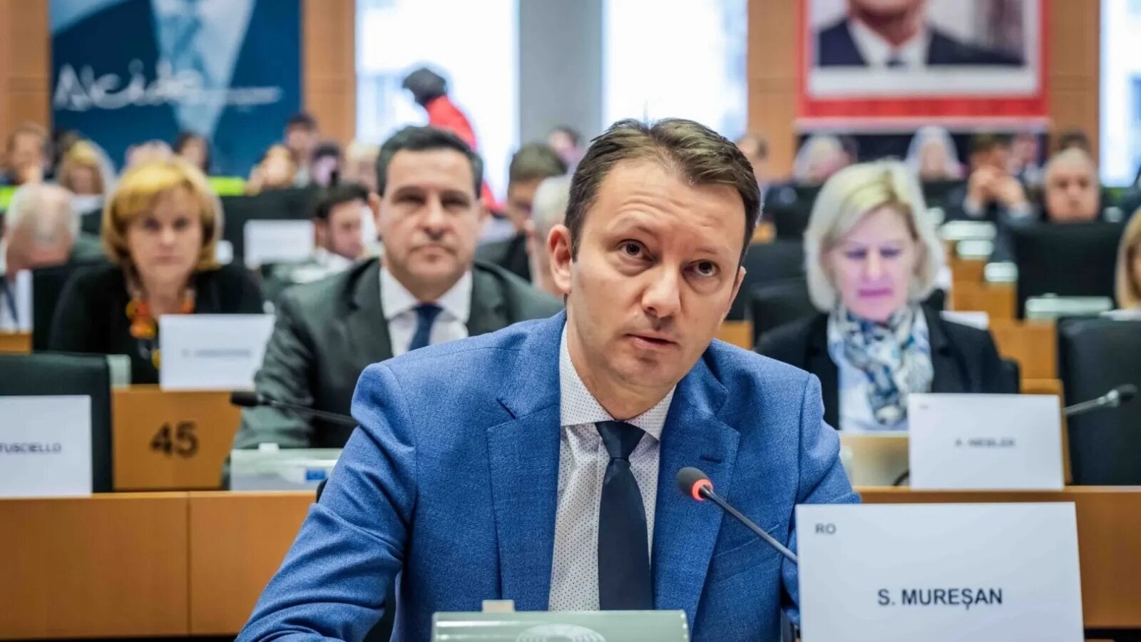 Siegfried Mureșan, propus pentru funcția de premier de către președintele României, a optat pentru discreție în ceea ce privește viața sa personală