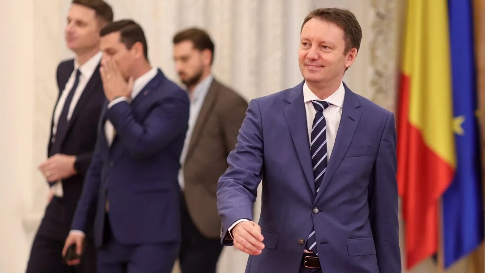 Premierul desemnat Siegfried Mureșan a declarat că va finaliza programul de guvernare în cursul zilei de vineri și îl va trimite președintelui PSD, Sorin Grindeanu
