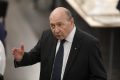 Critici la adresa implicării UDMR în politică nn Fostul președinte TRAIAN Băsescu a criticat duminică seară, 13 septembrie, implicarea Uniunii Democrate Maghiare din România (UDMR) în negocierile politice de la București