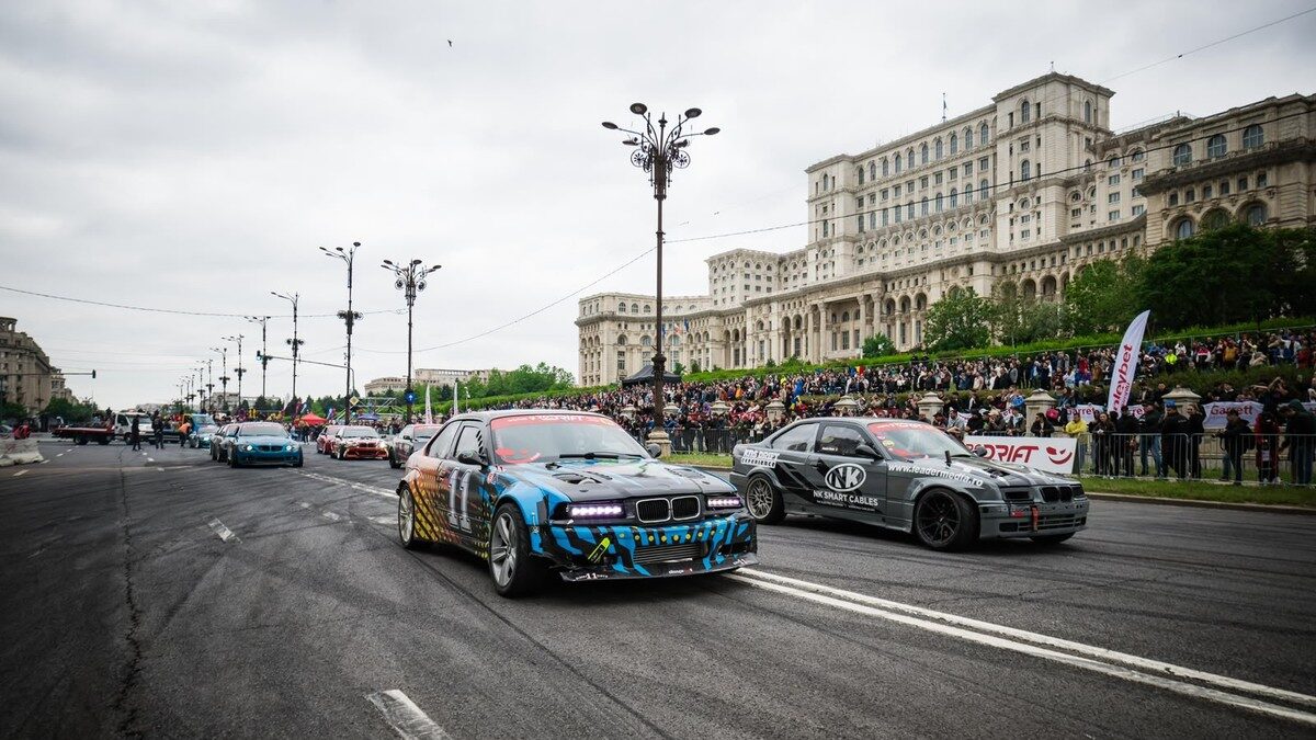 Marea finală a Campionatului Național de Drift revine la București Piața Constituției din București va fi, în acest weekend, gazda evenimentului suprem al sezonului de drift auto