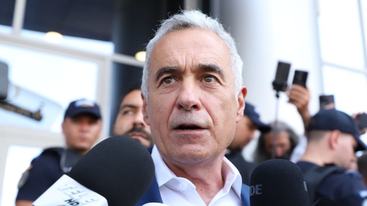 Fostul candidat prezidențial Călin Georgescu, ridicat de poliție în urma unei operațiuni DIICOT Operațiune de amploare a autorităților la primele ore ale dimineții de luni, 21 septembrie 2026