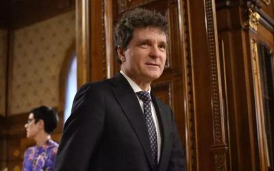 Alexandru Nazare pare a fi cel mai probabil nume vehiculat pentru funcția de premier, conform surselor politice, deși nu este exclusă o propunere-surpriză din partea Președintelui Klaus Iohannis