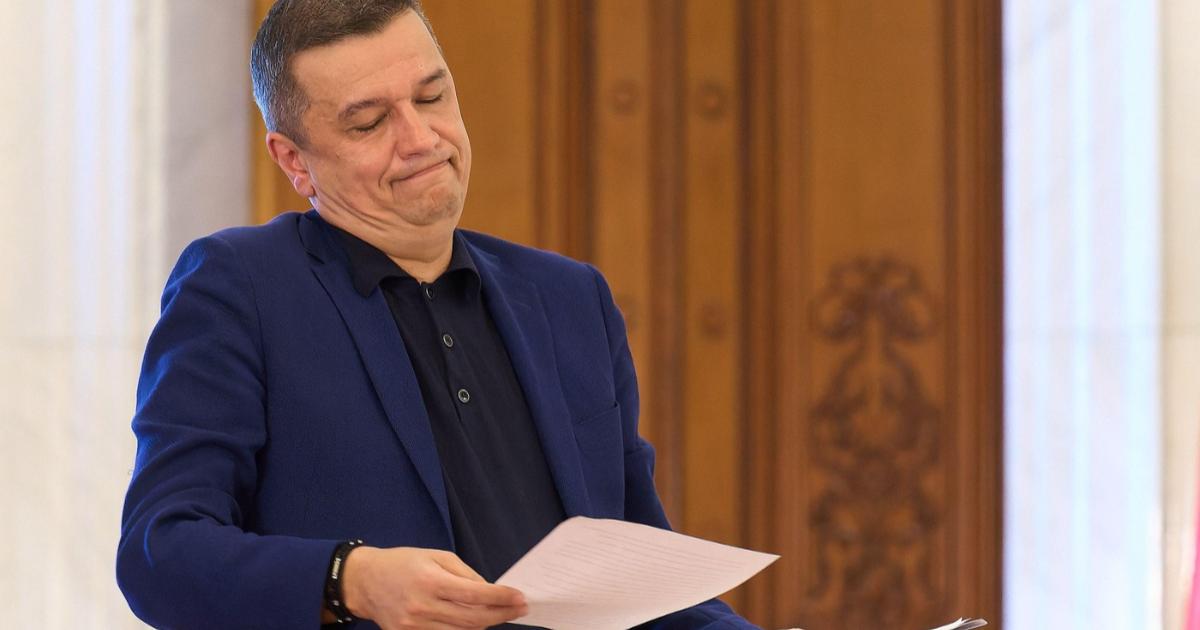 PSD analizează nominalizarea lui Siegfried Mureșan pentru funcția de premier Președintele PSD, Sorin Grindeanu, a anunțat convocarea Biroului Permanent Național al partidului pentru luni, în vederea analizei situației create de desemnarea lui Siegfried Mureșan ca propunere de premier