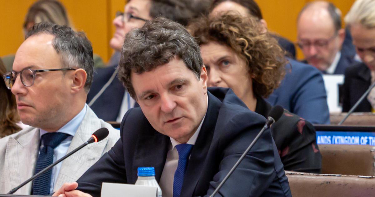 Președintele Nicușor Dan a făcut apel la dialog între partide, subliniind importanța găsirii unei soluții negociate pentru ieșirea din criza politică