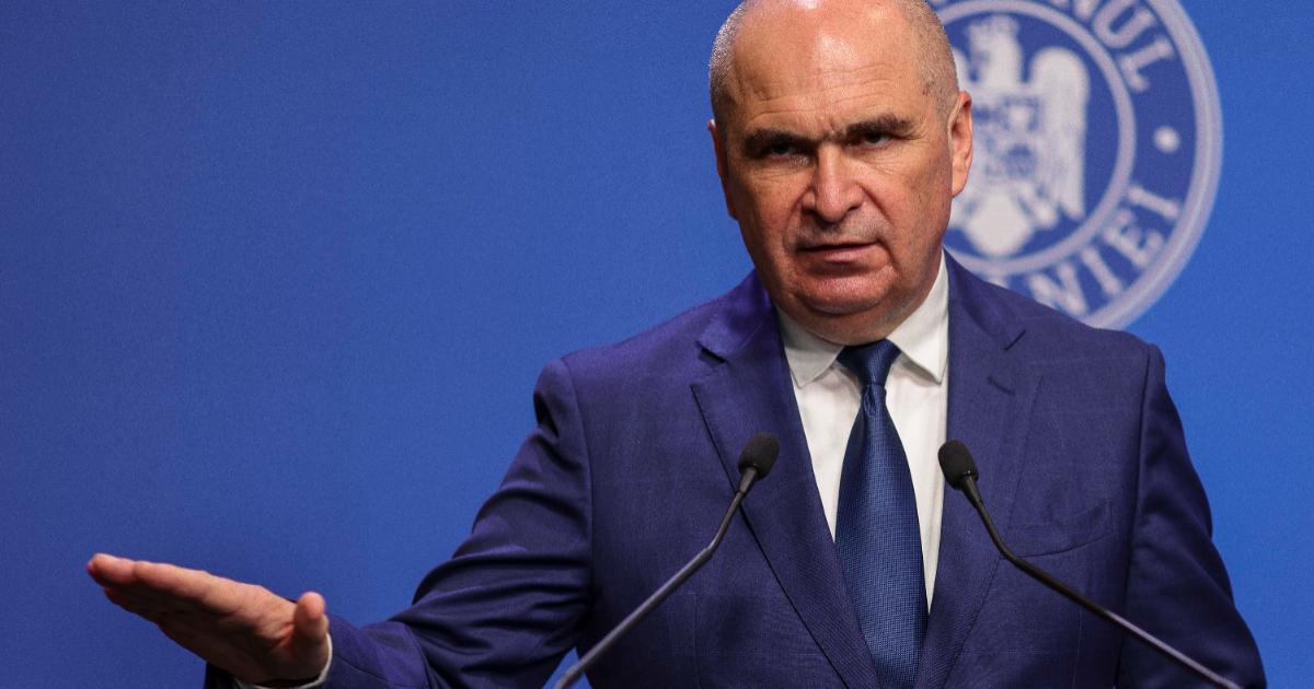 Bolojan: Deficitul bugetar a scăzut cu 37%, dar România are nevoie urgentă de un guvern stabil Ilie BOLDOJAN, președintele Consiliului Județean Bihor, a subliniat importanța măsurilor economice recente, afirmând că direcția schimbată anul trecut a dat roade