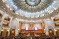 Grupuri politice importante din Camera Deputaților solicită eliminarea votului online, invocând necesitatea revenirii la dezbateri parlamentare autentice și la prezența fizică a aleșilor