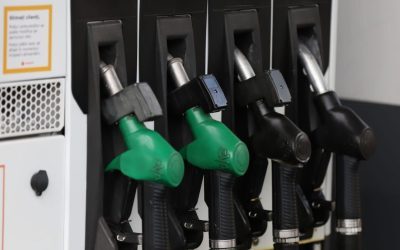 Scumpiri pe piața carburanților: Benzina, mai scumpă la Rompetrol Benzina s-a scumpit sâmbătă, 26 septembrie 2026, la unul dintre marile lanțuri de benzinării din România