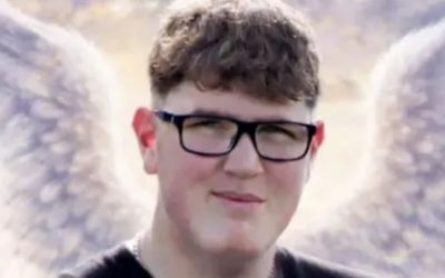 Trupul greșit predat familiei după un accident rutier mortal O familie din Marea Britanie a trăit o traumă dublă și inimaginabilă după ce a fost indusă în eroare cu privire la identitatea fiului lor, decedat în urma unui accident rutier