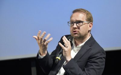 USR anunță că nu va vota guvernul Niculescu dacă va include miniștri PSD Uniunea Salvați România (USR) a reacționat ferm la desemnarea lui Luca Niculescu în funcția de prim-ministru, anunțând prin vocea liderului Dominic Fritz că formațiunea politică nu va susține un guvern format din miniștri PSD sau controlat de aceștia